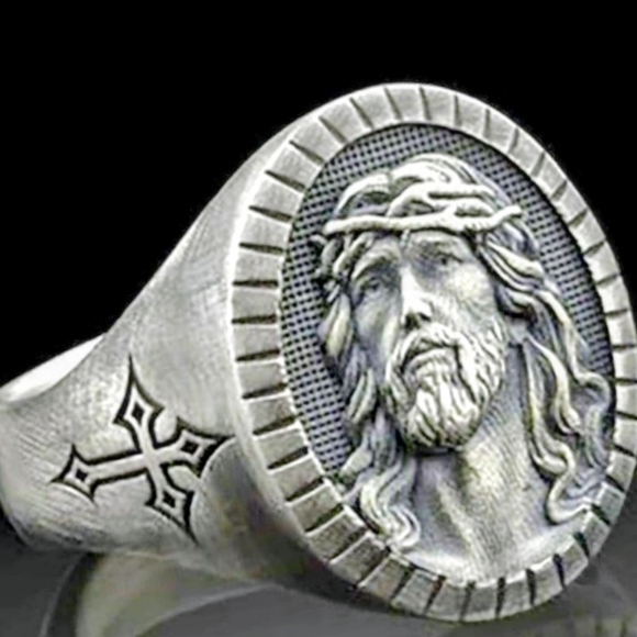 LAST OFFER PRICE FIRM Vintage 9.25 Silver Ring for Man INDN8357